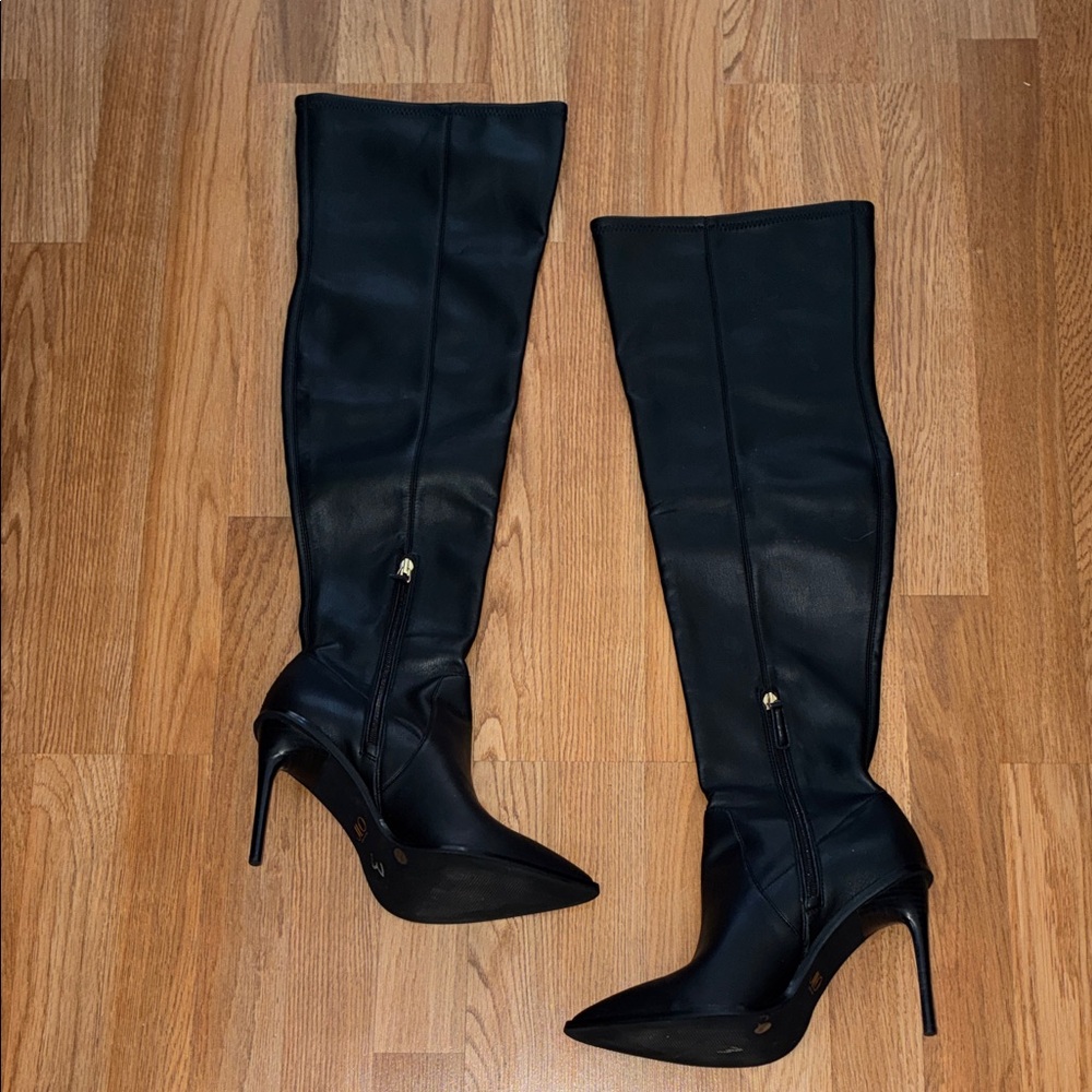 NWOT Jennifer Lopez Black Over the Knee Boots Size 11